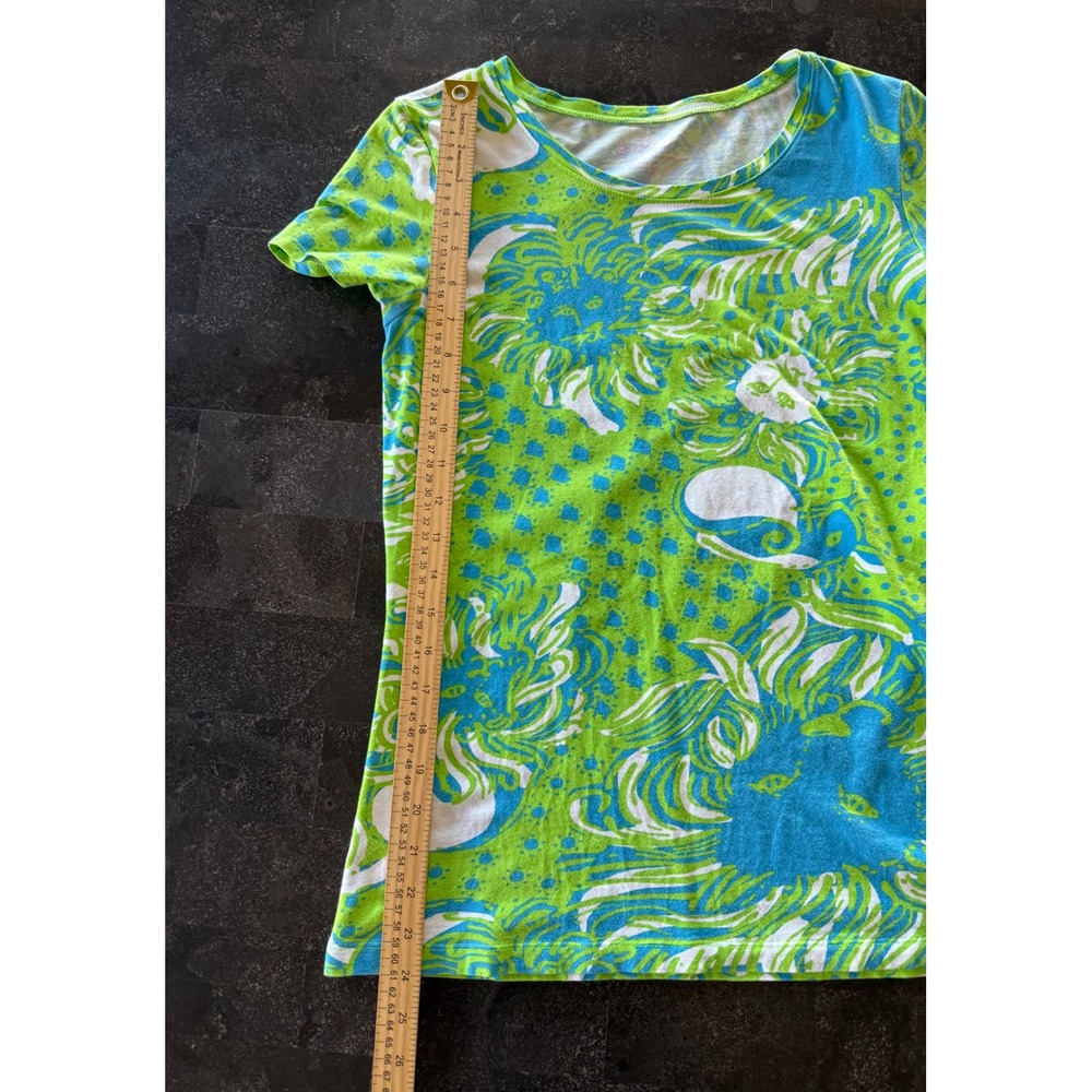 Lilly Pulitzer Daniella Tee Shirt Women's M Blue Green Roar Jungle Print T-Shirt - Picture 5 of 5